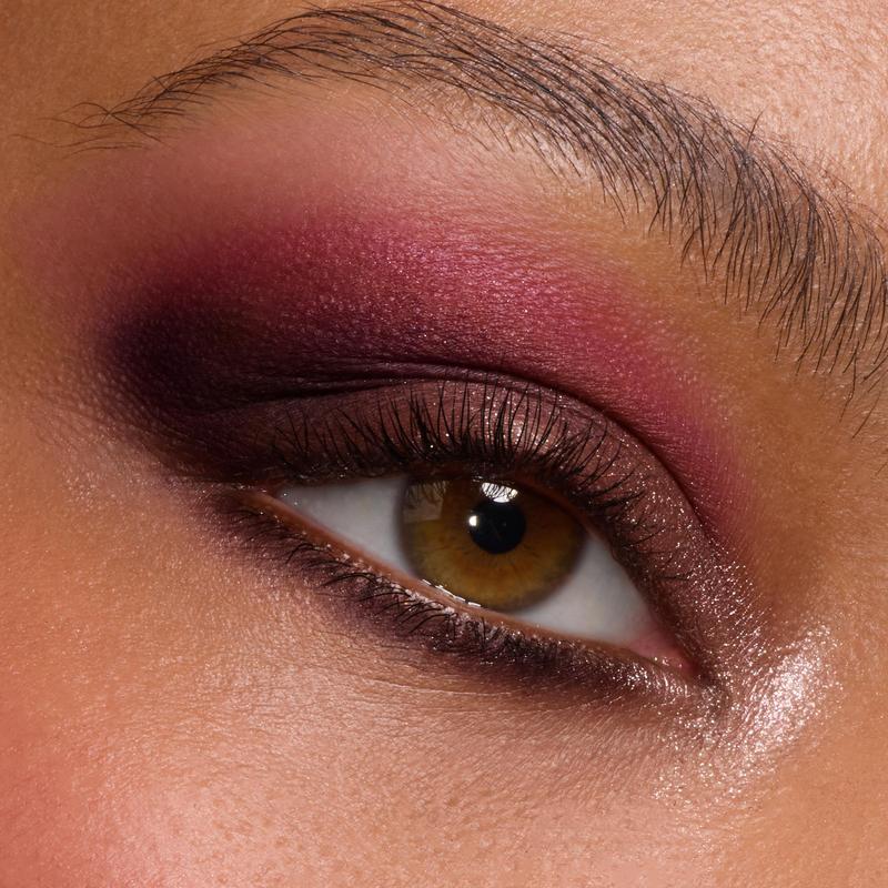 A Shadow of Secrets Shadow Palette - Limited-Edition