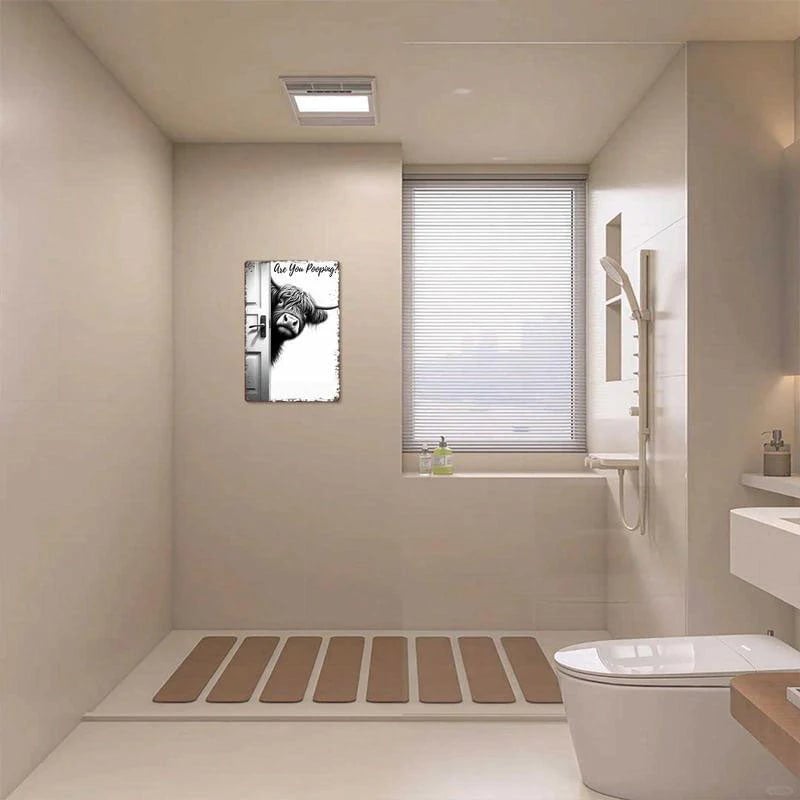 🐄 The Cheeky Visitor: Vintage Highland Cow Sign