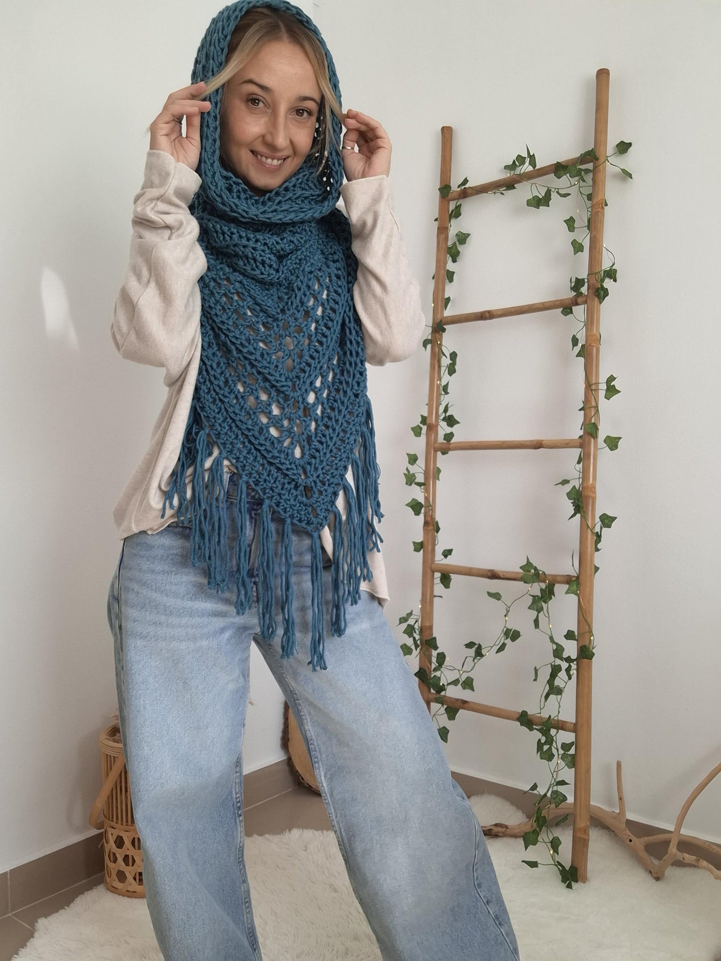 Bohemian style triangular shawl🍂