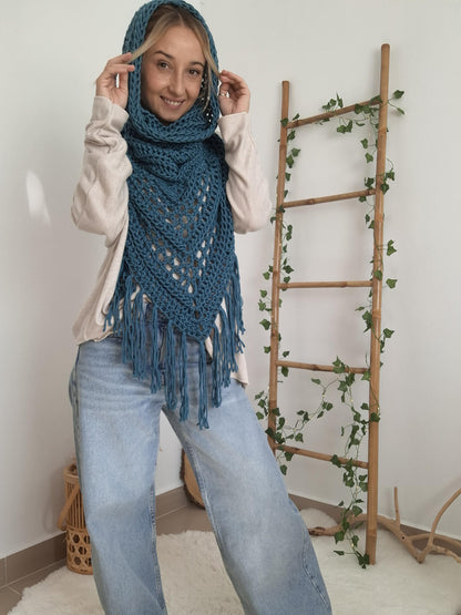 Bohemian style triangular shawl🍂