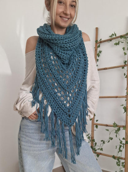 Bohemian style triangular shawl🍂