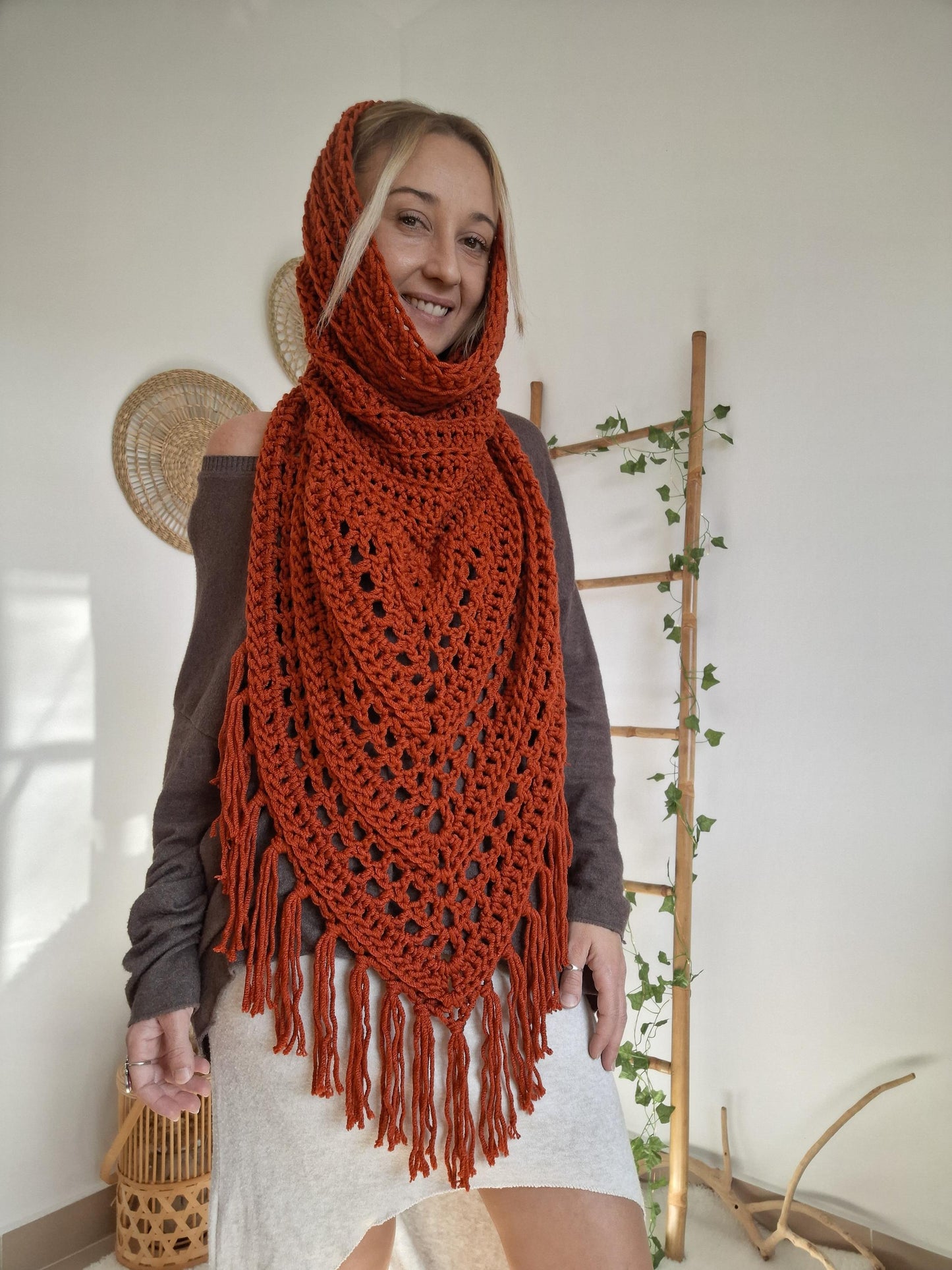 Bohemian style triangular shawl🍂