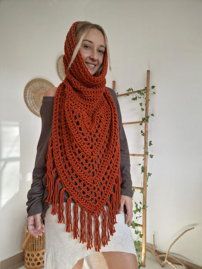 Bohemian style triangular shawl🍂