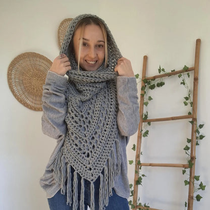 Bohemian style triangular shawl🍂